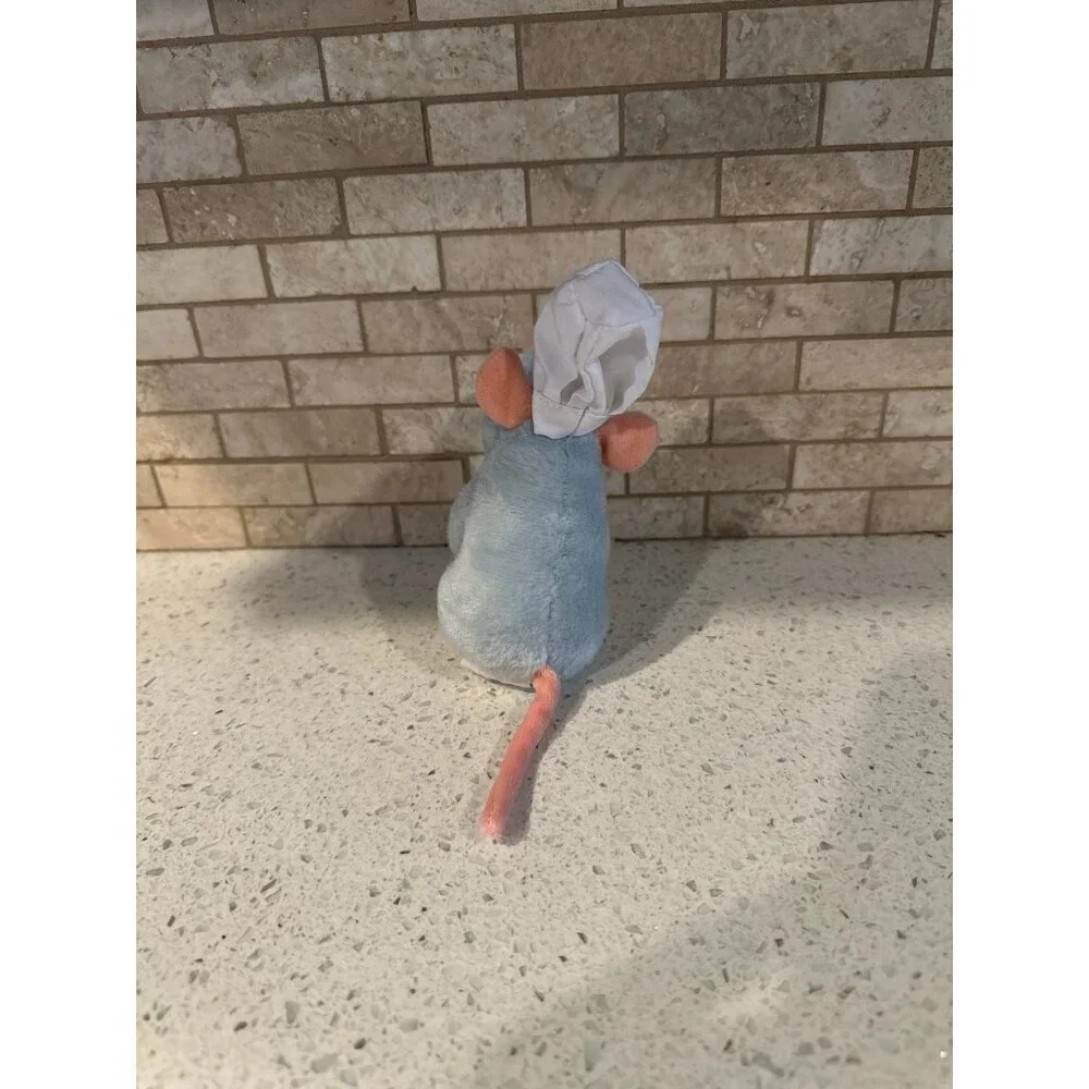 Disney Remy Ratatouille Magnetic‎ Shoulder Plush